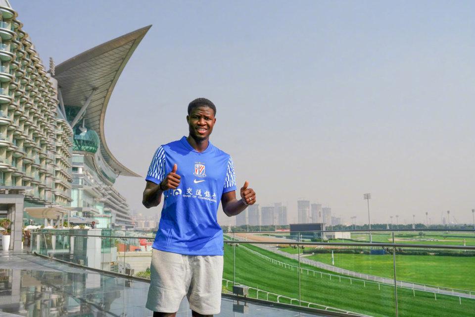 AG体育官方网站-申花签下盖伊！全队身价1700万，媒体人：夺冠热门堪比恒大